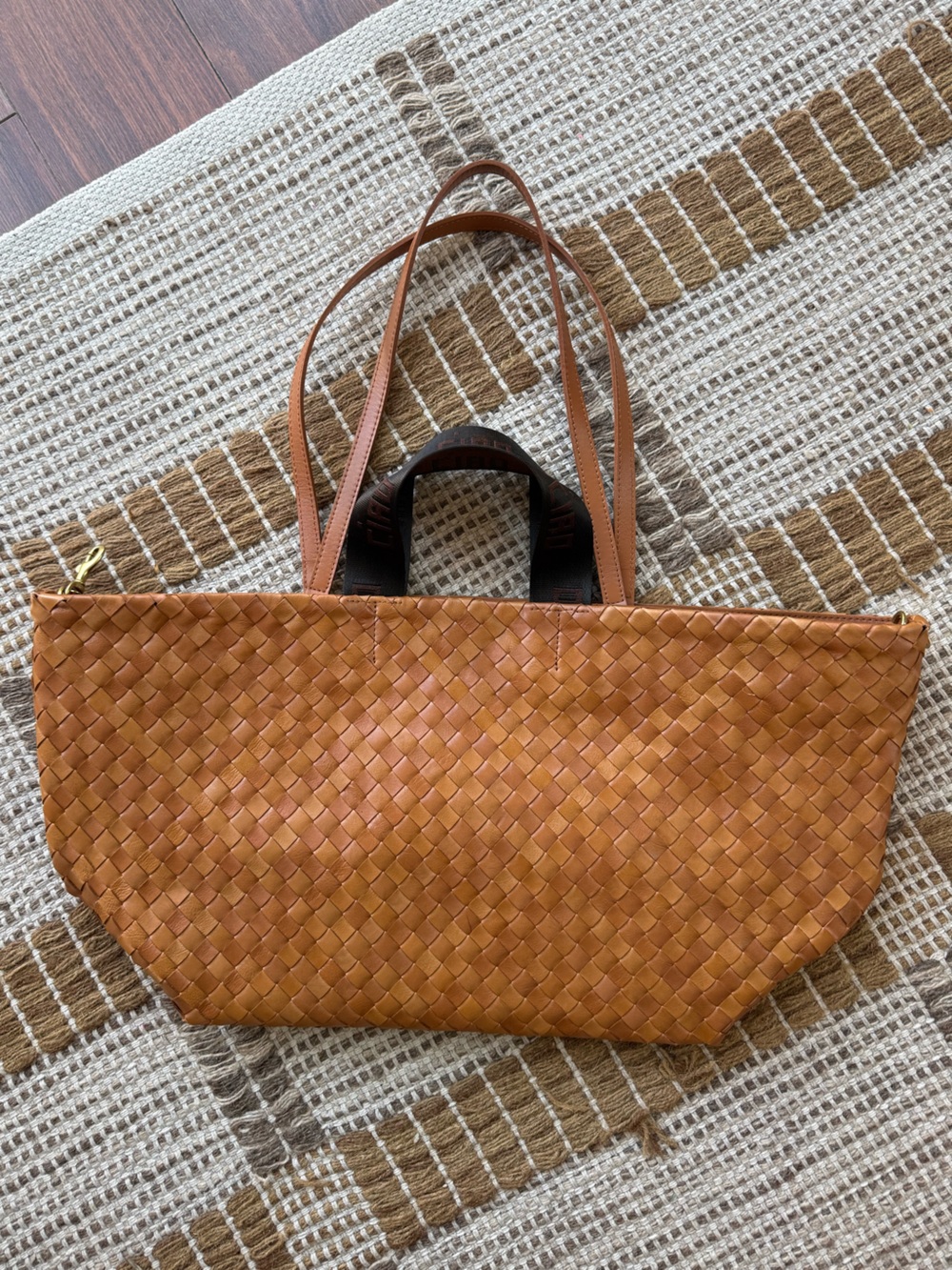 NWOT Clare V. Bateau Tote in Natural Woven Diagonal - Picture 2 of 9